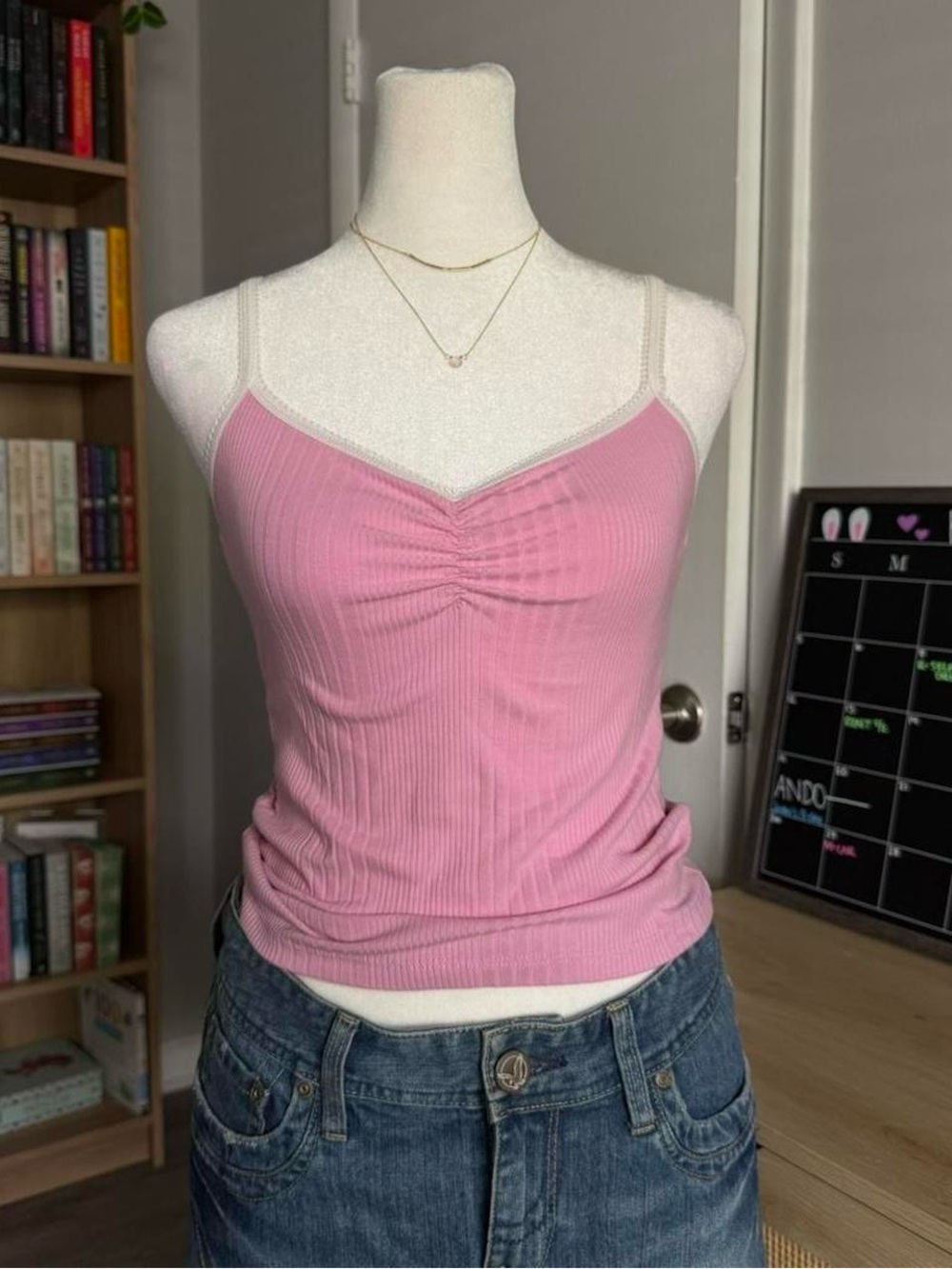 baby pink camo tank top with white trim